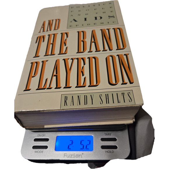 And the band played on by Randy Shilts 0312009941 St. Martin's press - Picture 7 of 9